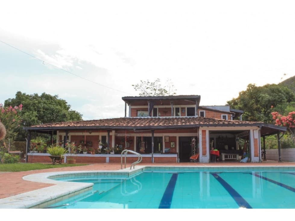 Casa Finca en Venta en Barbosa sector Hatillo - 1