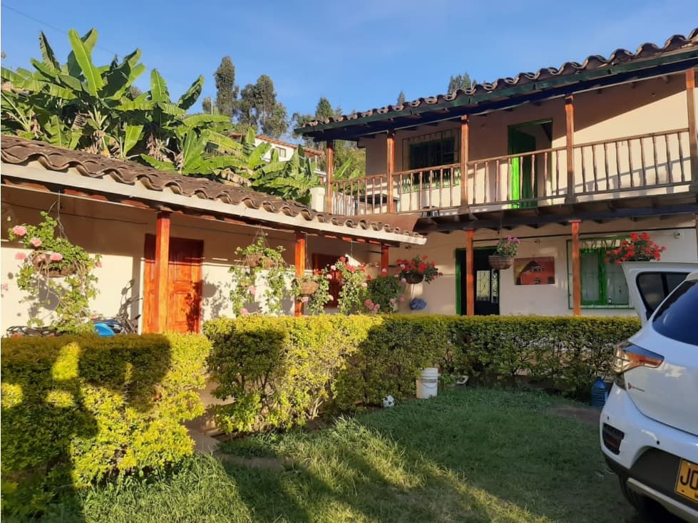 Casa Para Venta y Renta en Guarne Antioquia - 1