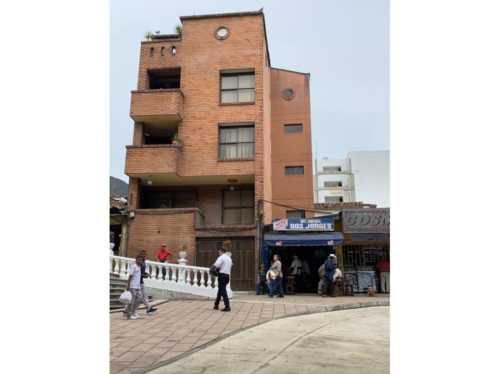 Edificio En Venta En La Estrella Antioquia - 1