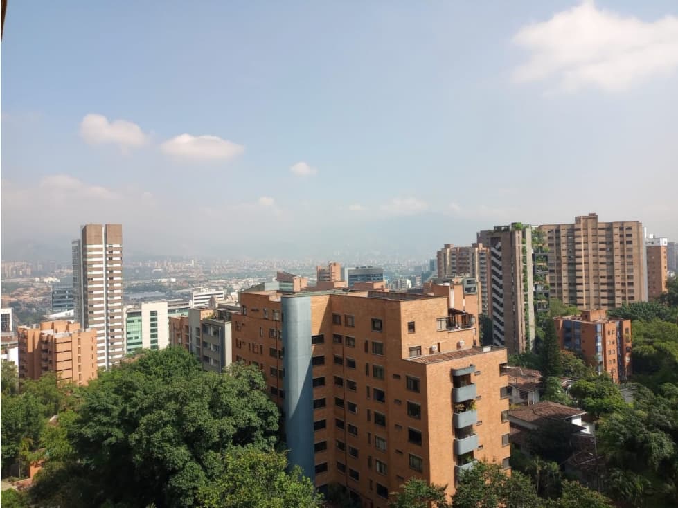 Apartamento para arriendo en Medellin Alejandria - 1