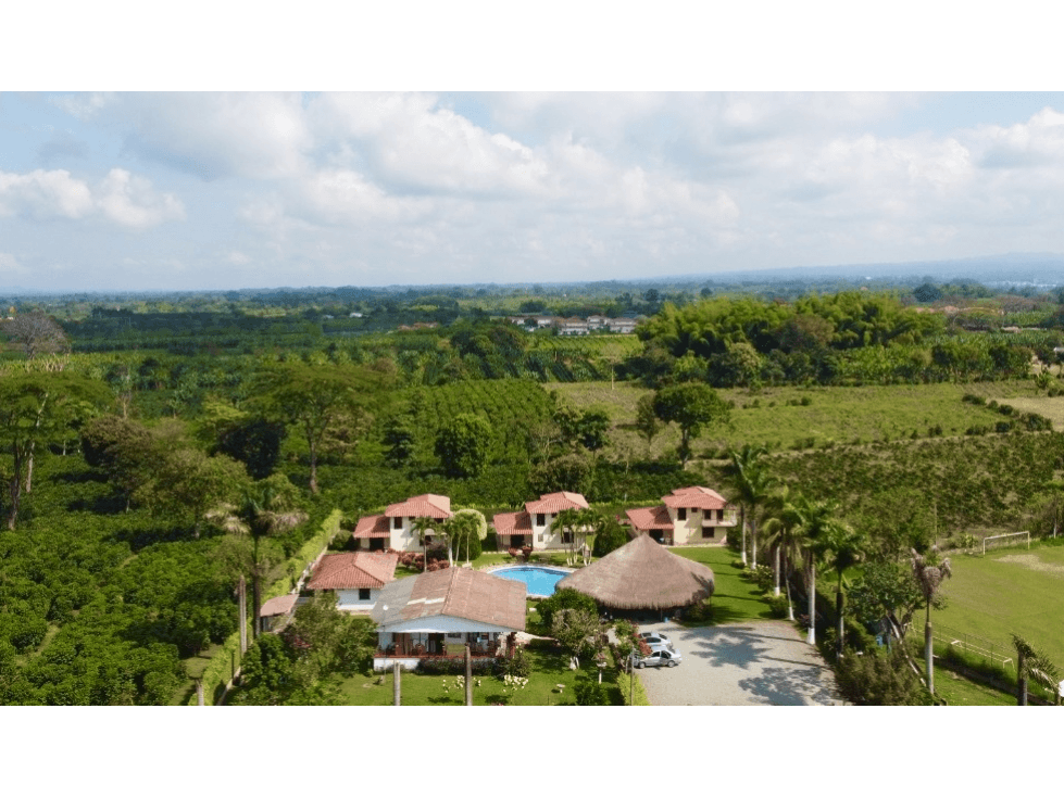Se Vende Finca-Hotel en Pueblo Tapao Quindio - 1