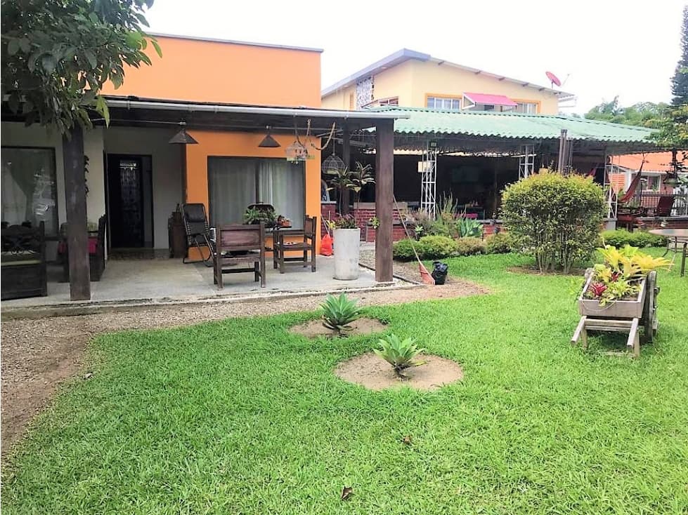 SE VENDE CASA CAMPESTRE VÍA CAICEDONIA - 1