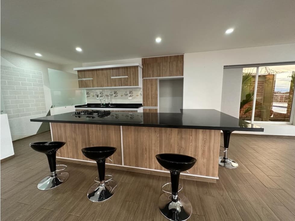 Se Vende Chalet en Tuluá Valle del Cauca - 1