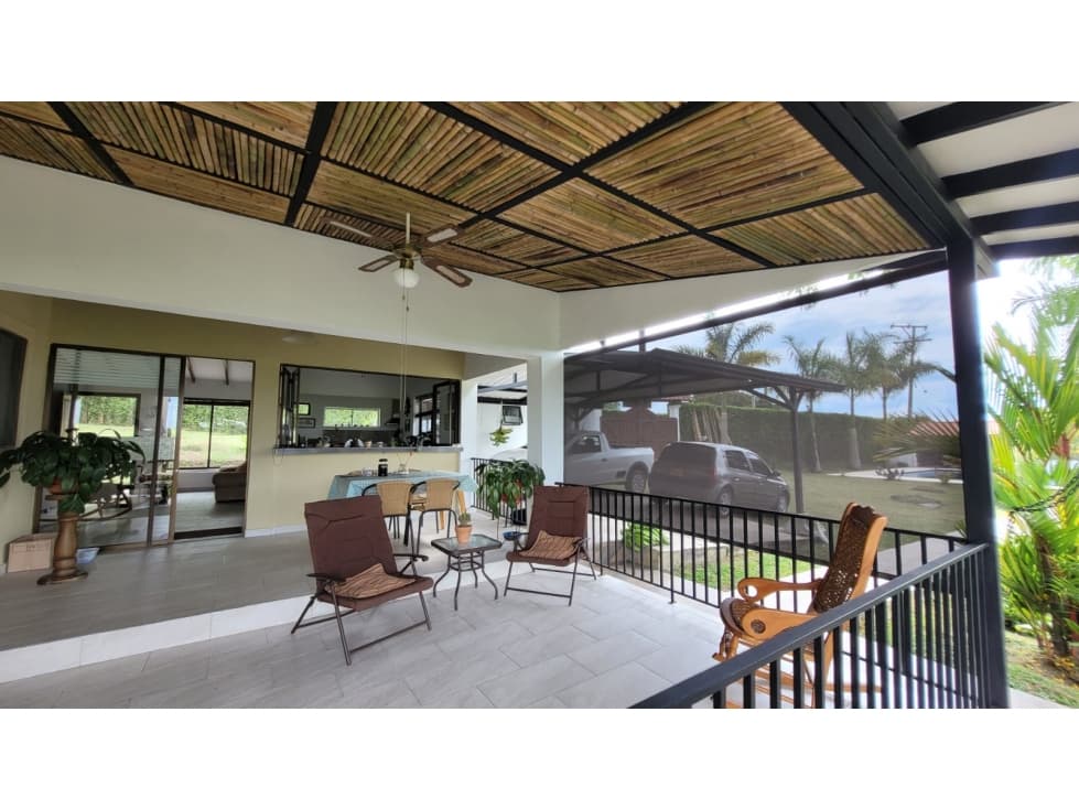 Se vende Casa Campestre S. El Caimo La Tebaida Quindío - 1