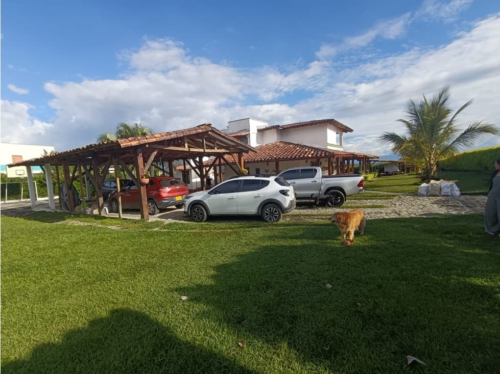 Se Vende Chalet En Condominio En Montenegro - 1