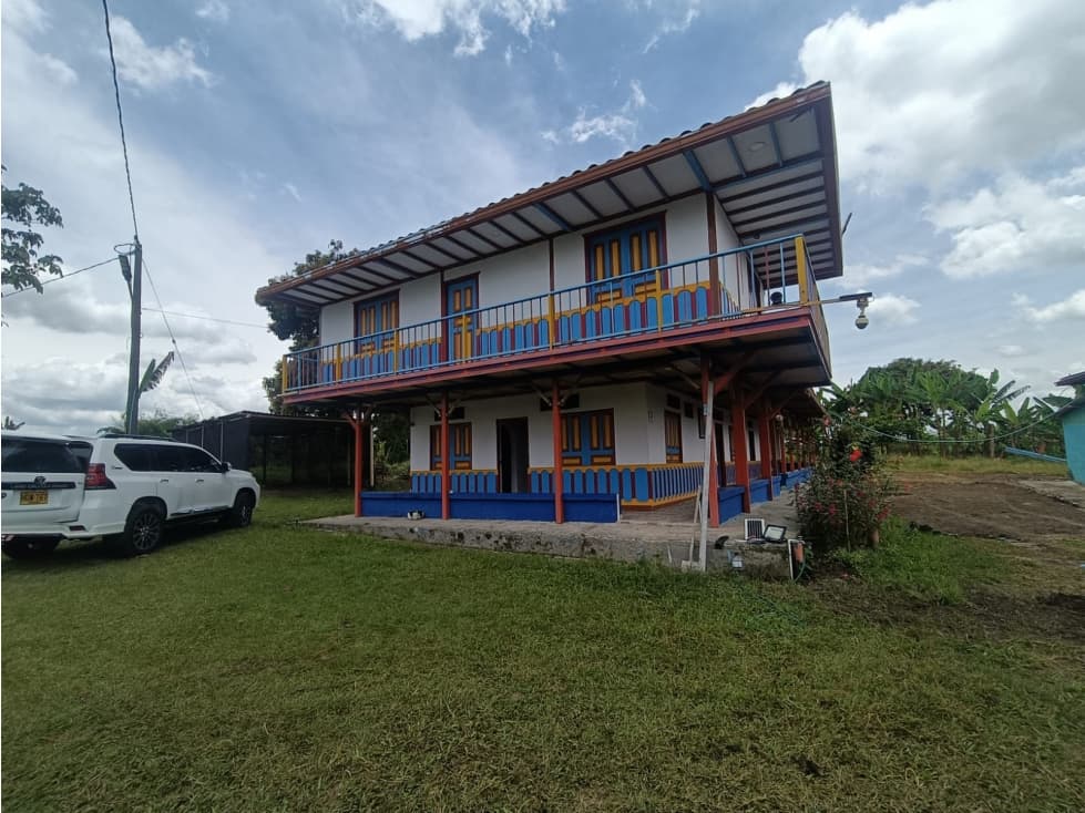 Se Vende Casa Campestre En Quimbaya - Quindío - 1