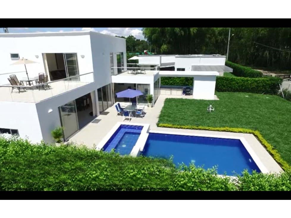 Se vende Chalet S. Club Campestre La Tebaida Quindío - 1