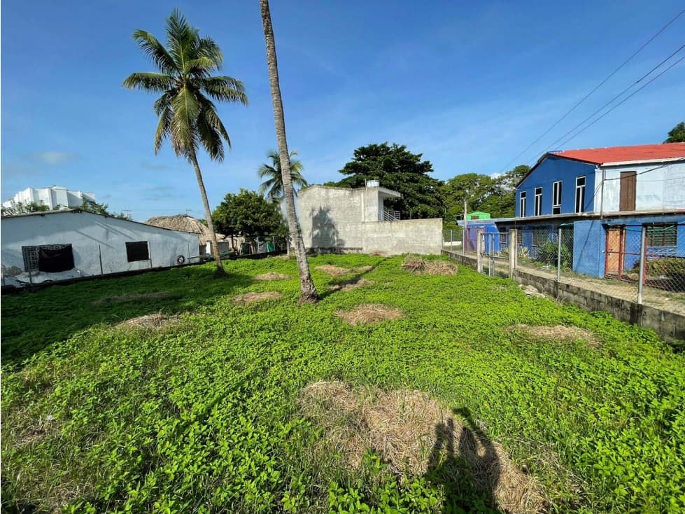 Se vende Lote Coveñas Sucre - 1