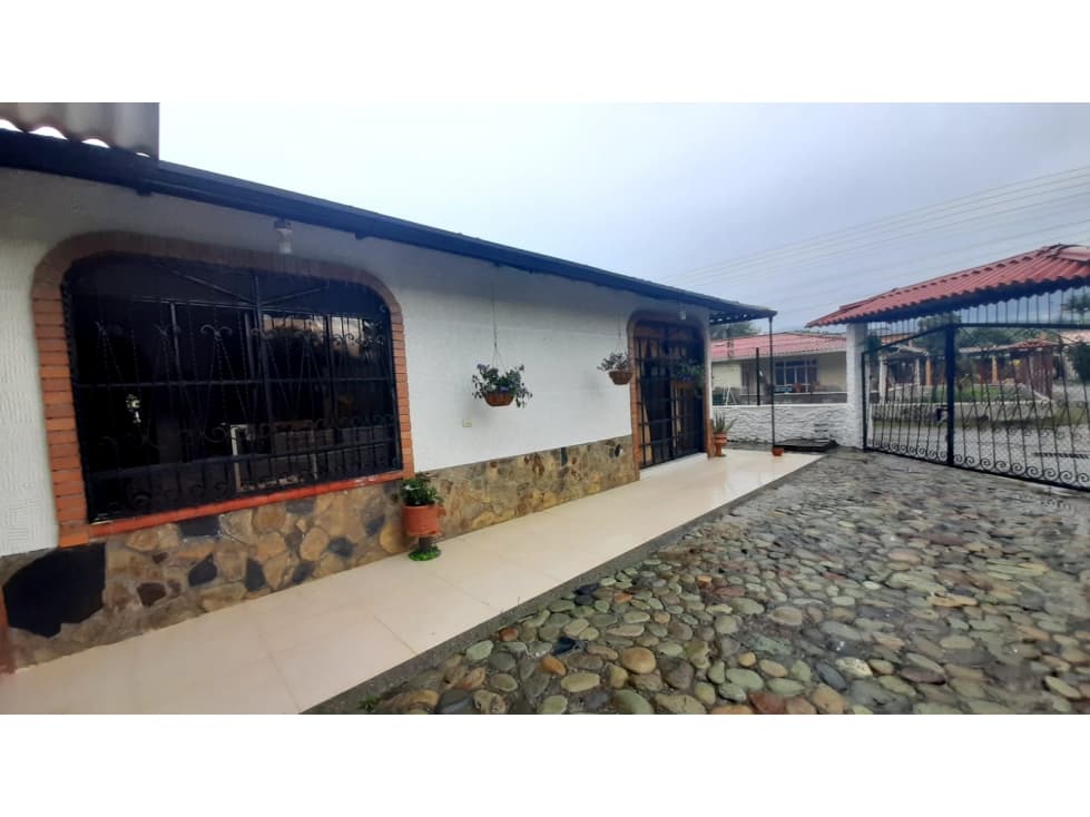 Se vende Casa Campestre Barragán Quindío - 1