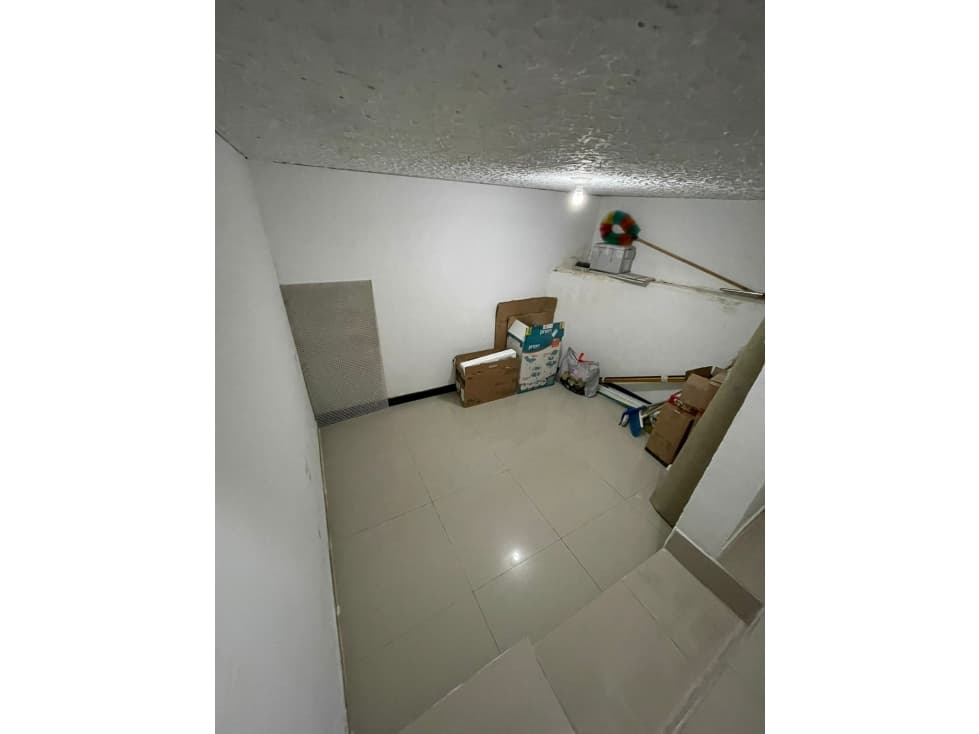 SE RENTA BODEGA EN EL NORTE DE ARMENIA - 1