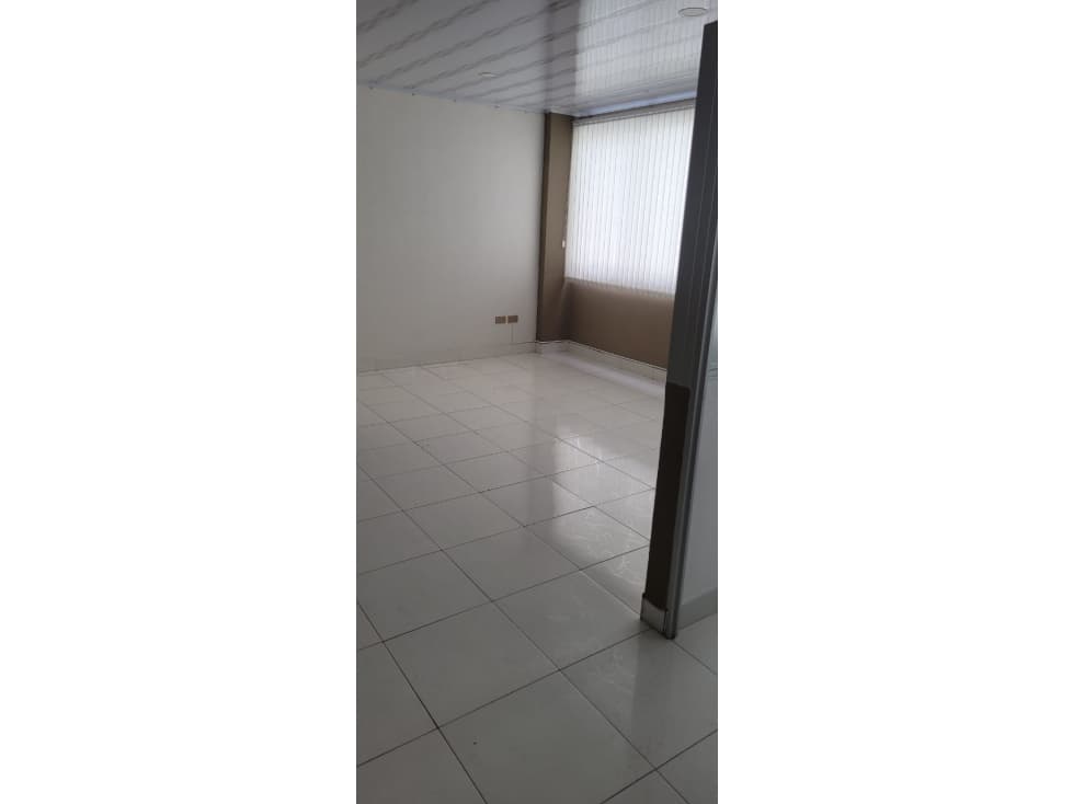 SE VENDE OFICINA EN EL CENTRO DE ARMENIA - 1