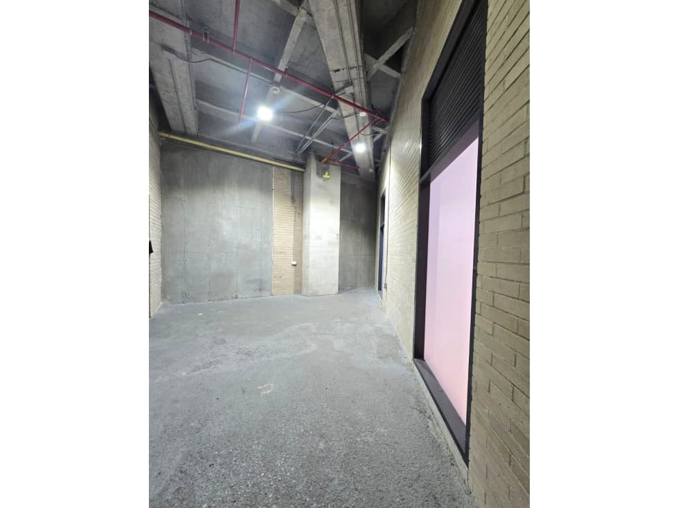 Bodega u oficina en Envigado, 25.87 m² ideal para inversión - 1