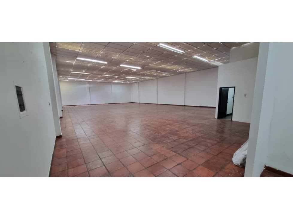 Bodega en Venta/ Arriendo en Chia - 1