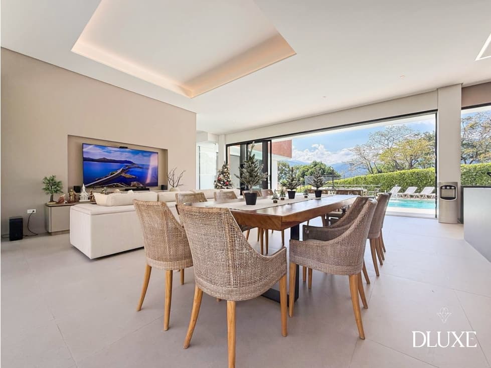 Venta, Casa, 6 habitaciones, San Jeronimo - Medellín - 1