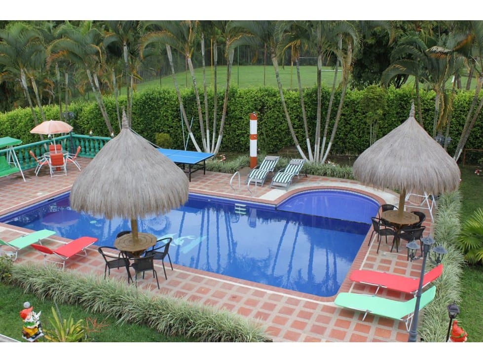 VENDO FINCA CON EXCELENTE UBICACIÓN - 1