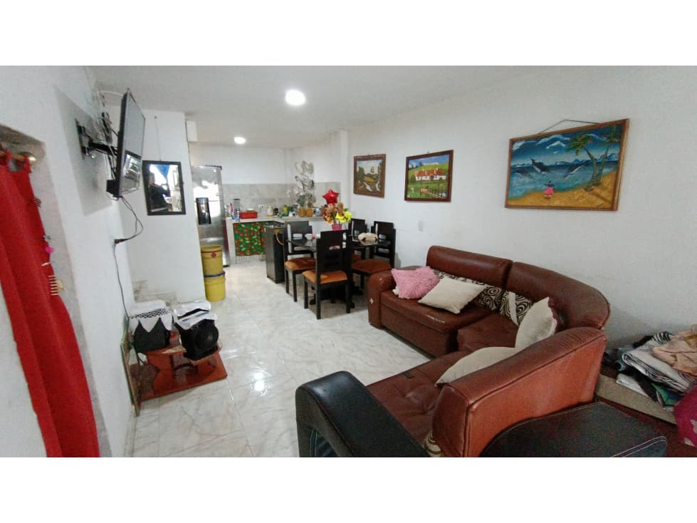 SE VENDE CASA EN VILLAGORGONA - 1