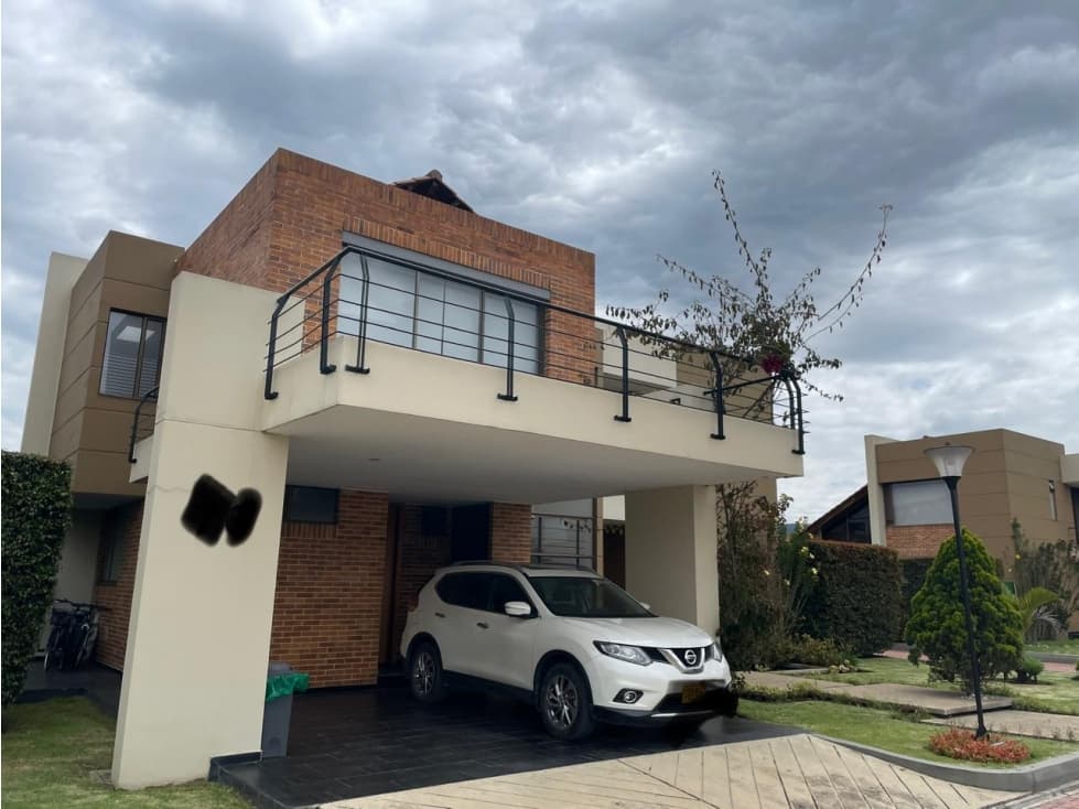 CAJICA ARRIENDO CASA 284 M2 EN LOTE DE 600 M2 - 1