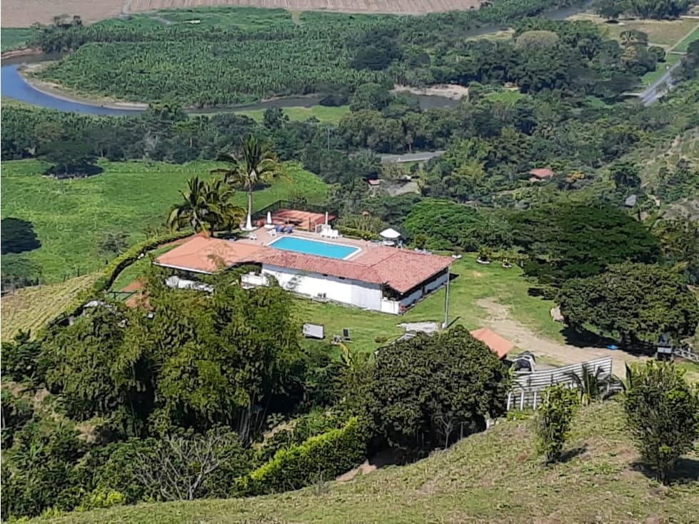 Finca Hotel en Belalcazar - 1