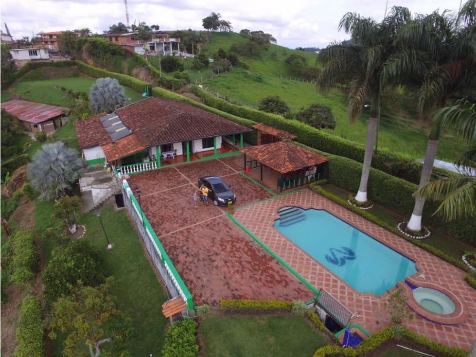 Se alquila finca por dias ,Via Condina - 1