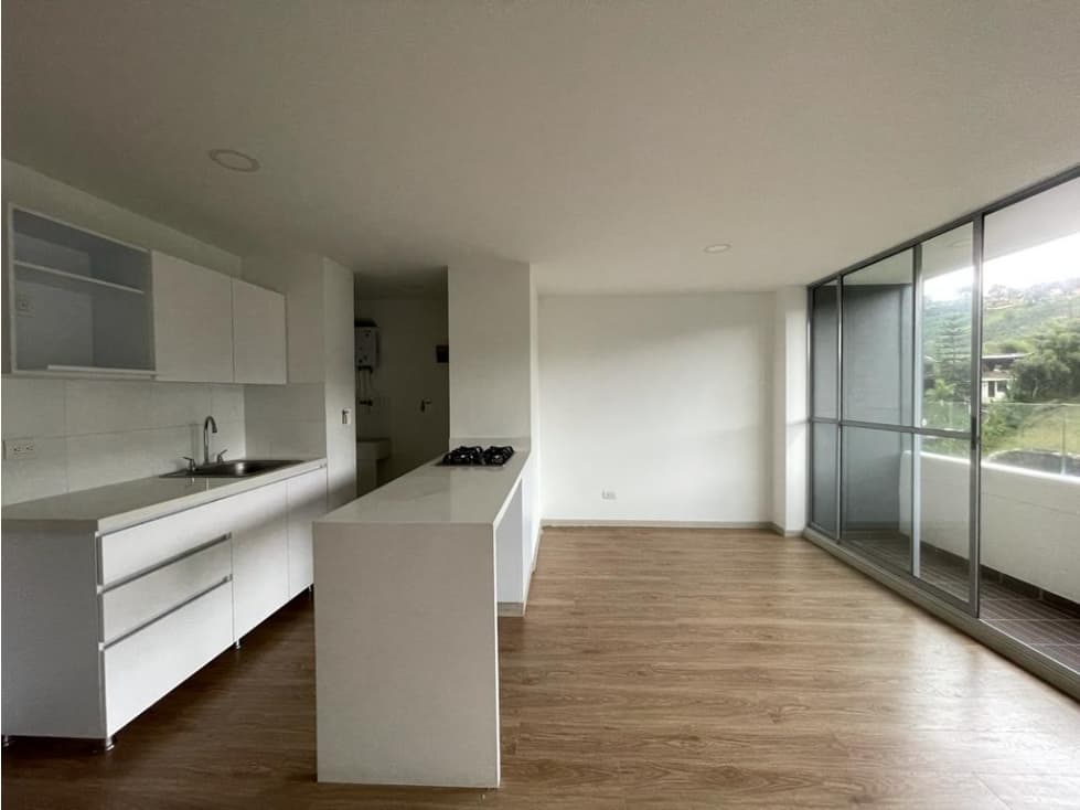 Apartamento en Arriendo Las Lomitas Sabaneta - 1