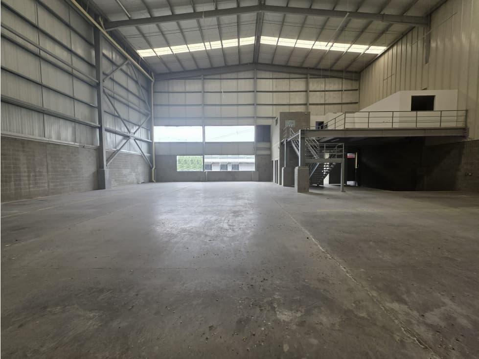 Bodega en Arriendo en Copacabana - 1