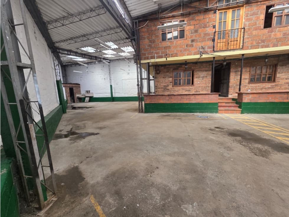 Bodega en Venta en Medellin - 1