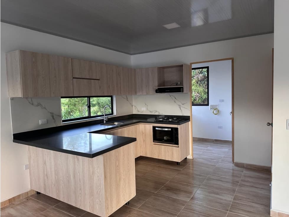 casa campestre en arriendo en guarne ( vereda chaparral) - 1