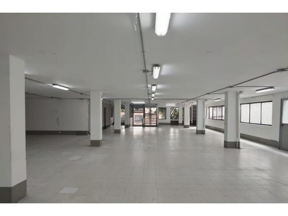 Bodega en Arriendo en Envigado - 1