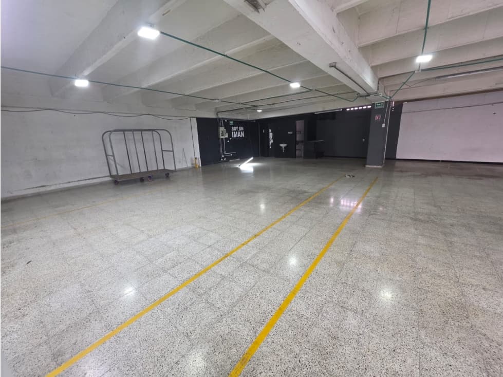 Bodega en Arriendo en Itagui - 1