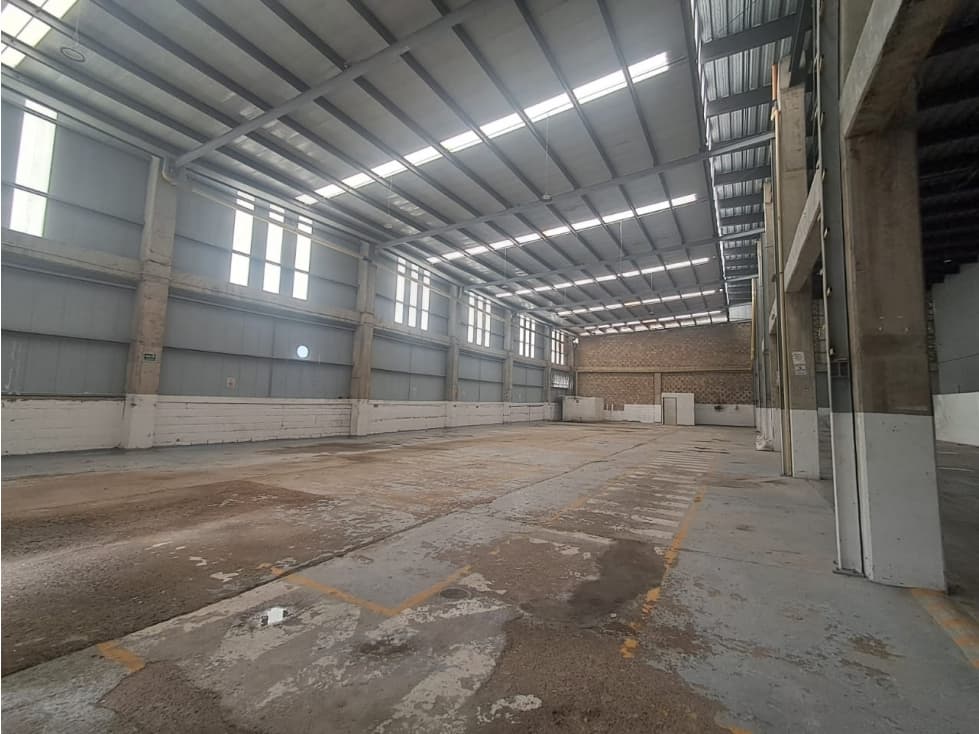 Arriendo Bodega en la Estrella - 1