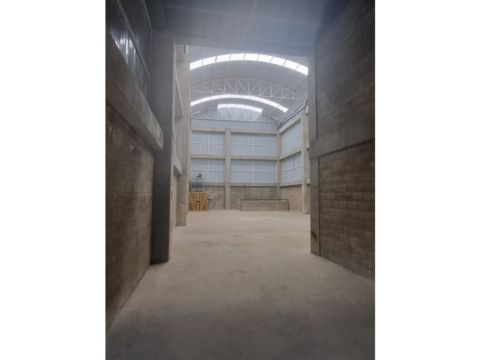 Bodega en Venta en Caldas - 1