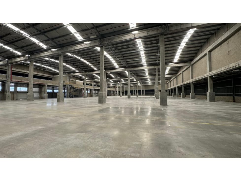 Arriendo Bodega en la Estrella - 1