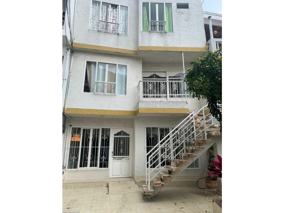 CASA BIFAMILIAR EN URBANIZACIÓN CAMPESTRE EN VENTA, PALMIRA VALLE - 1