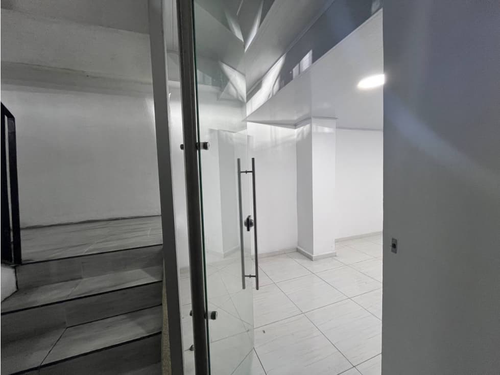 Local en Renta en Pereira - Av. 30 de Agosto - 1