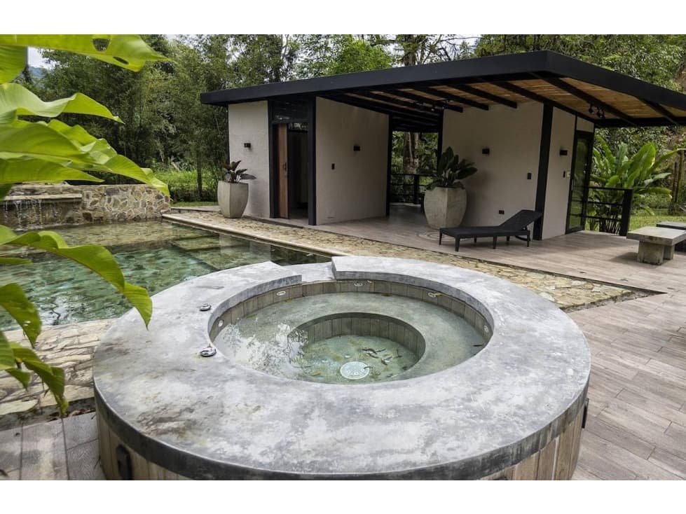 Hotel en Venta en Pereira - La Florida - 1