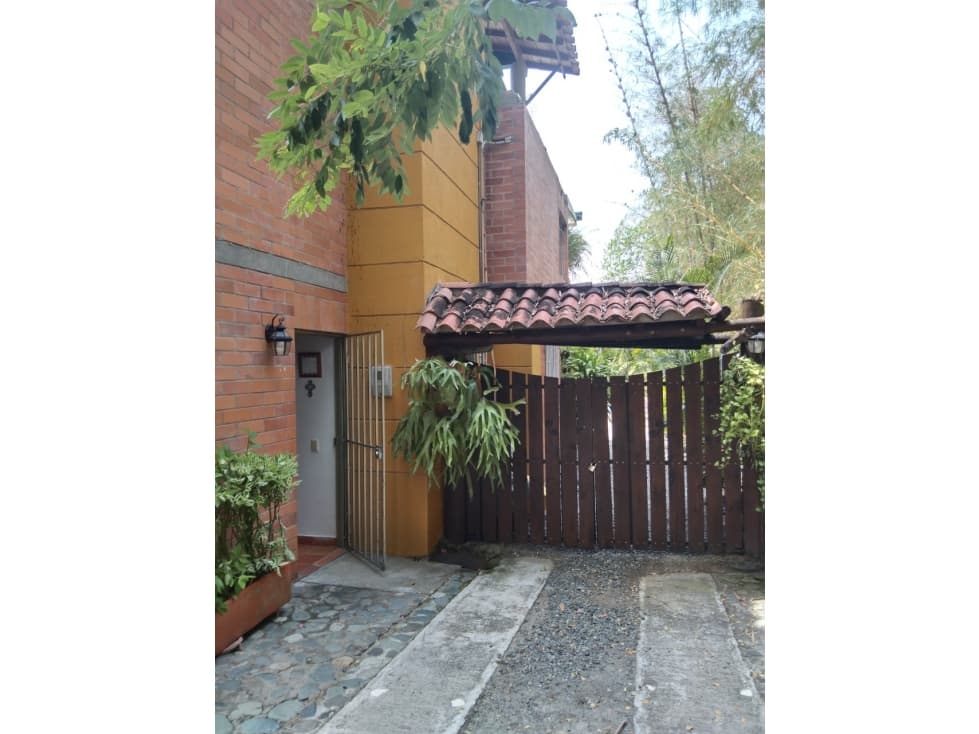 Venta de Cabaña en Santa Fe de Antioquia - 1