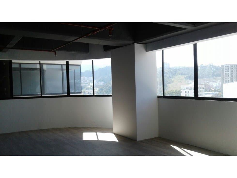 Arriendo oficina en Av Santander - 64 m² | Arriendos en Manizales - 1