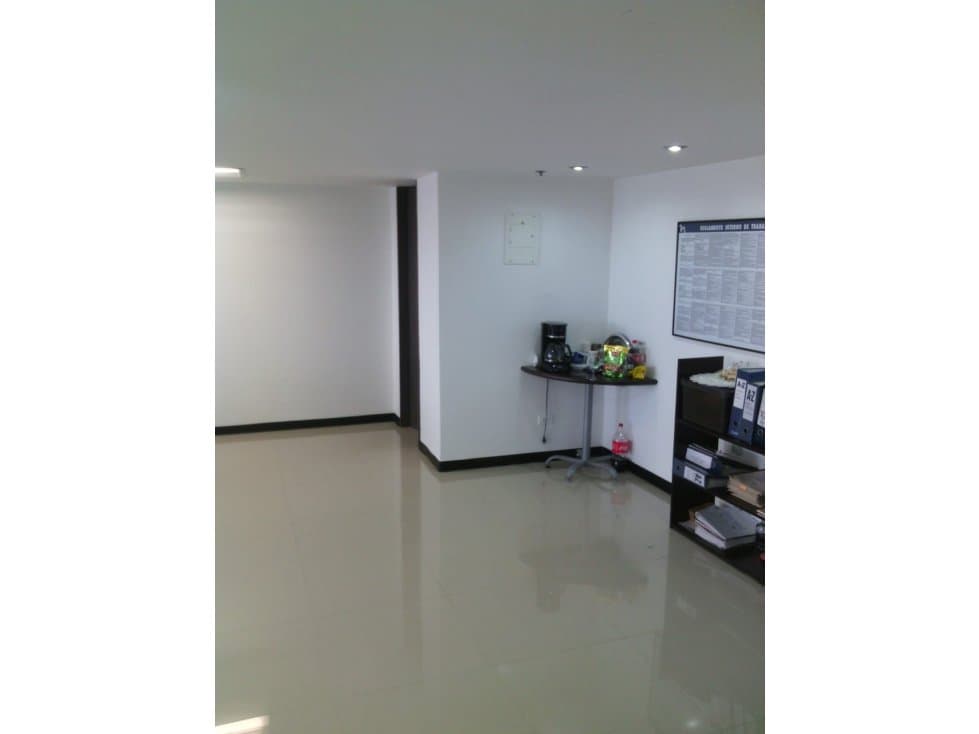 ARRIENDO OFICINA LAURELES MANIZALES | ARRIENDOS MANIZALES - 1