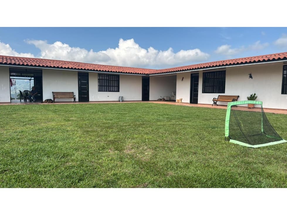 CASA CAMPESTRE EN VEREDA EL TRÉBOL CHINCHINÁ | VENTA CASA - 1