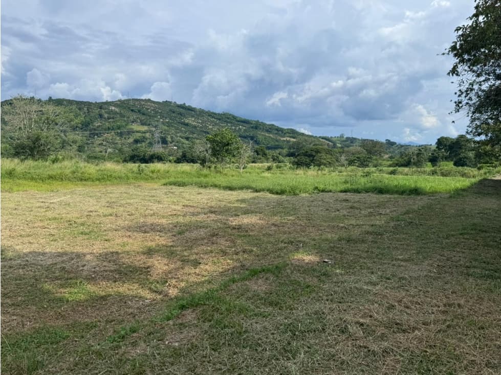 LOTE EN VENTA EN LAS MARGARITAS VÍA ARAUCA | LOTES EN VENTA - 1