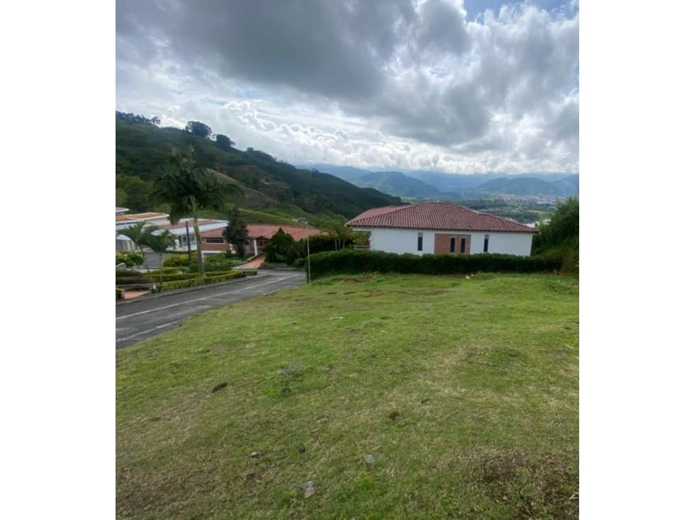 VENTA LOTE CHINCHINÁ A 8 MINUTOS | LOTE CHINCHINÁ - 1