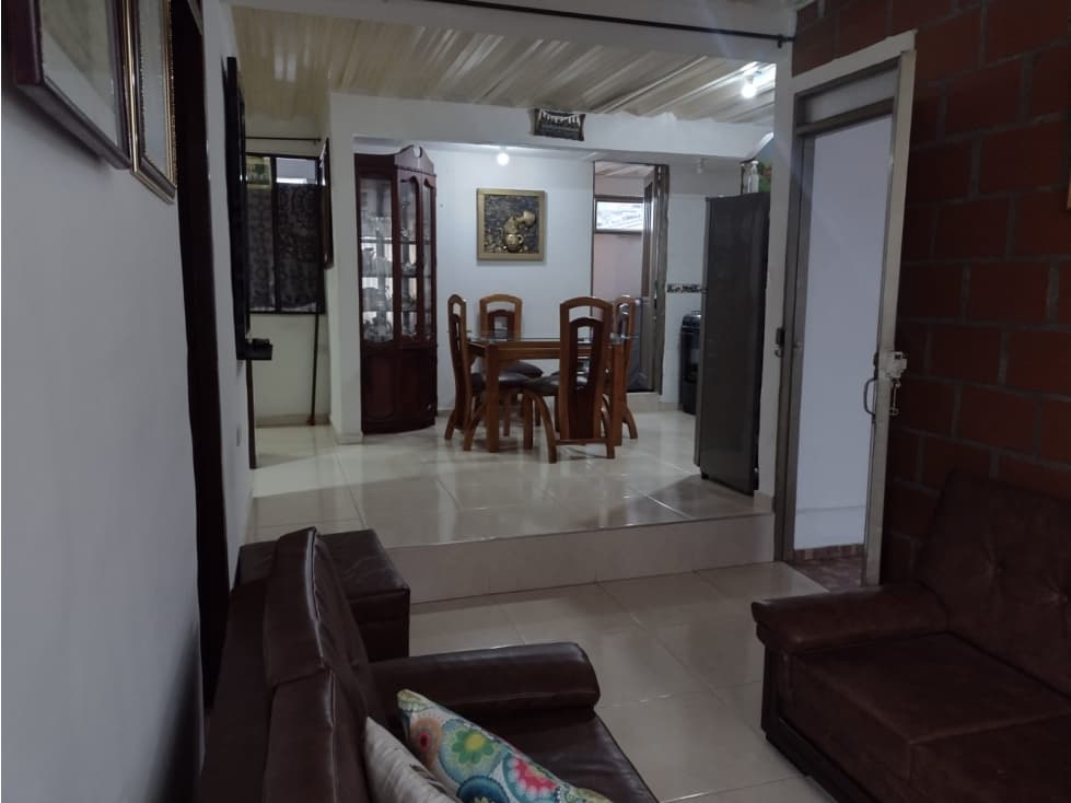 SE VENDE EDIFICIO DE 4 NIVELES POR BOMEROS, VILLAMARIA - 1