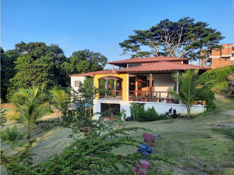 Se Vende Casa Campestre en Condominio, Viterbo Caldas - 1