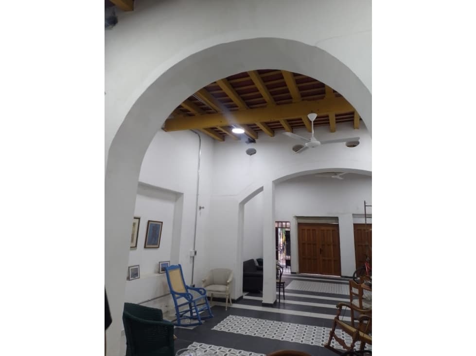 SE ARRIENDA CASA DE USO COMERCIAL EN EL CENTRO HISTÓRICO, SANTA MARTA - 1