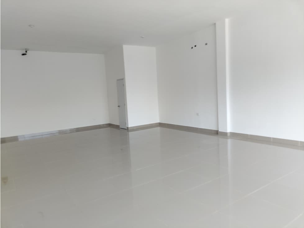 SE ARRIENDA LOCAL COMERCIAL CON UBICACIÓN CENTRAL, SANTA MARTA - 1