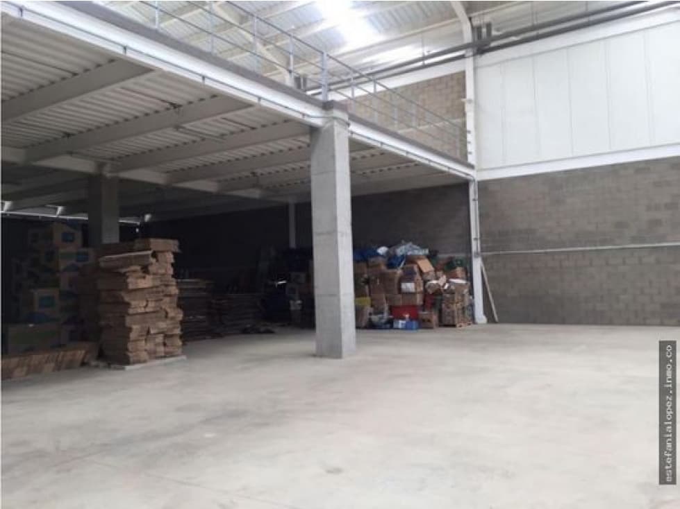 Bodega en venta en Copacabana, Antioquia. - 1