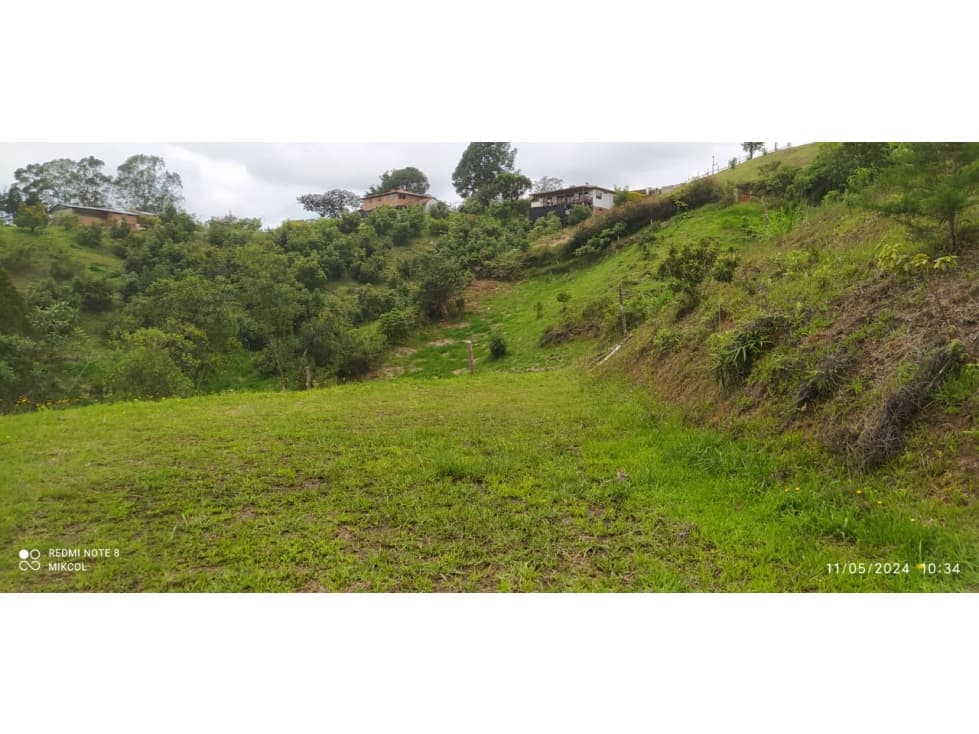 Lote en venta en Marinilla, Antioquia - 1