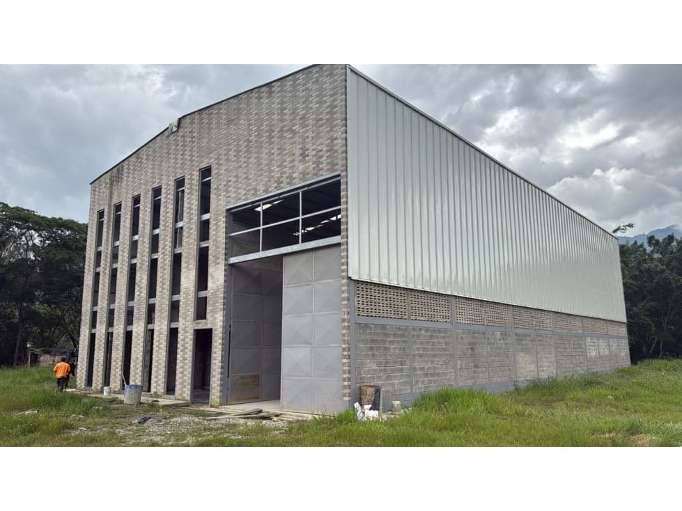 Bodega en venta en Barbosa, Antioquia. - 1