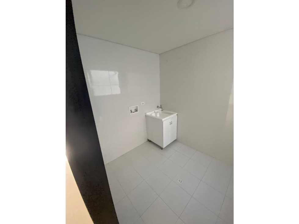 DIAGONAL 67 No 1A-74 APTO. 1506 PARQUEADERO 169 Edf VENTUS - 1