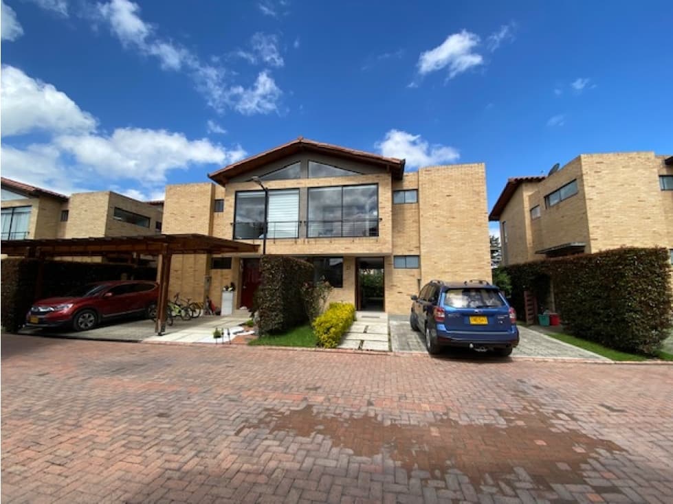 Arriendo casa Bosque Madero Cajica - 1